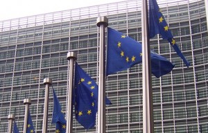 La Comisión Europea se enfrenta a los gigantes de la industria digital para combatir el monopolio